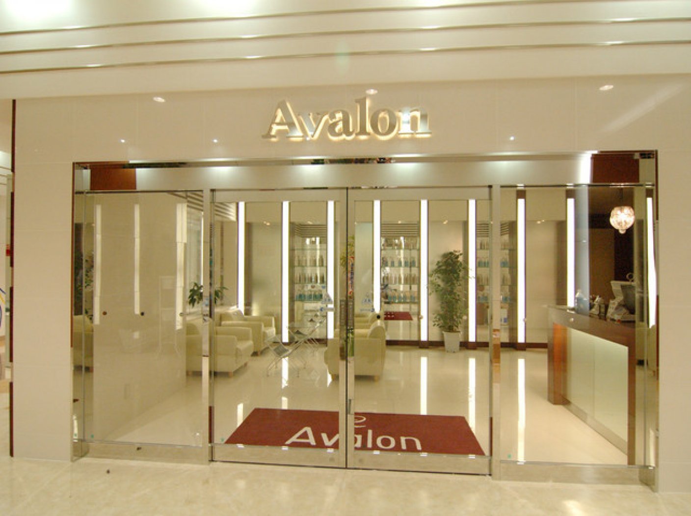 Avalon COMBOX水戸店の写真 1