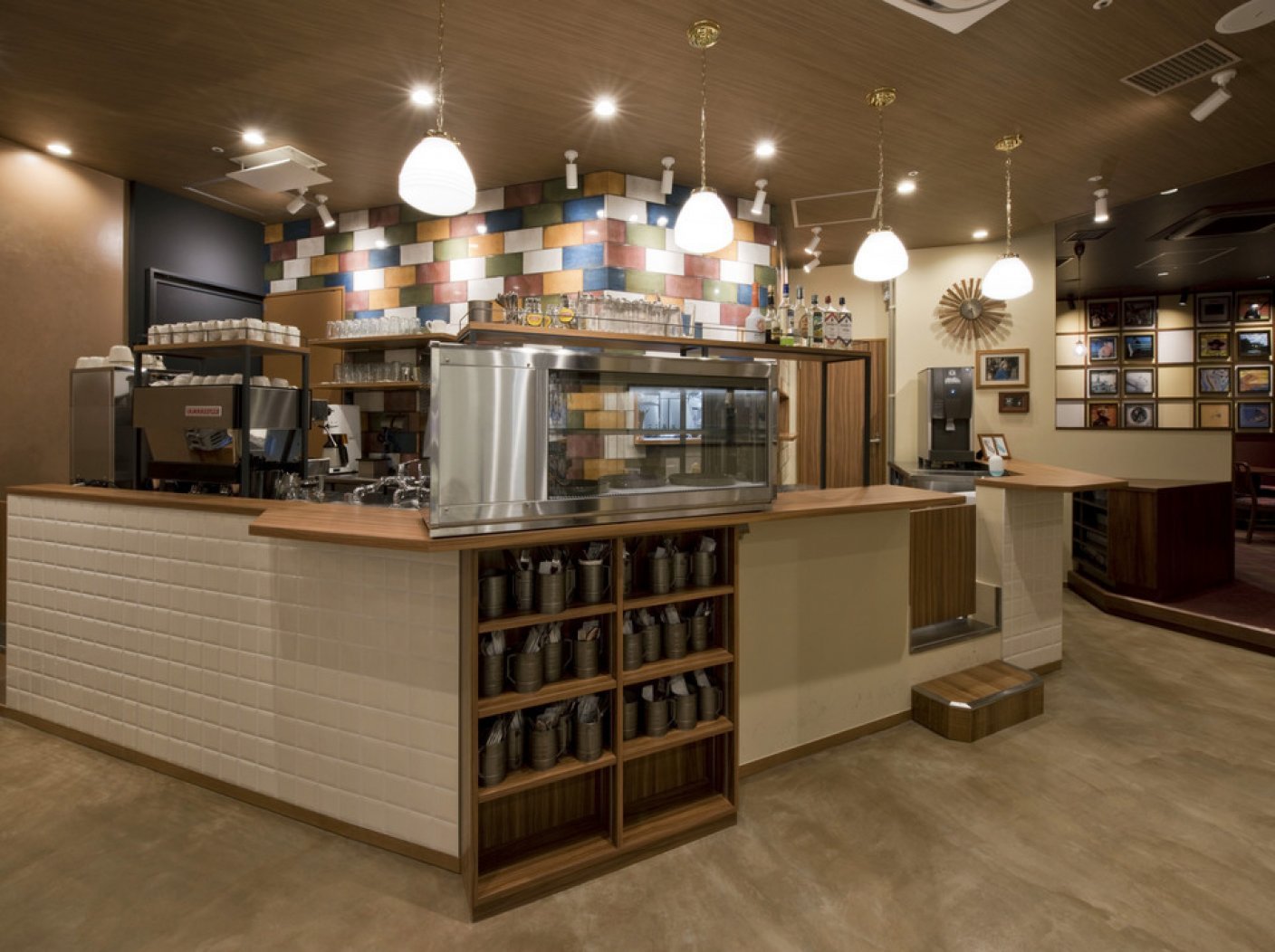 カフェ　ダウニー　ＪＲゲートタワー店の写真 3