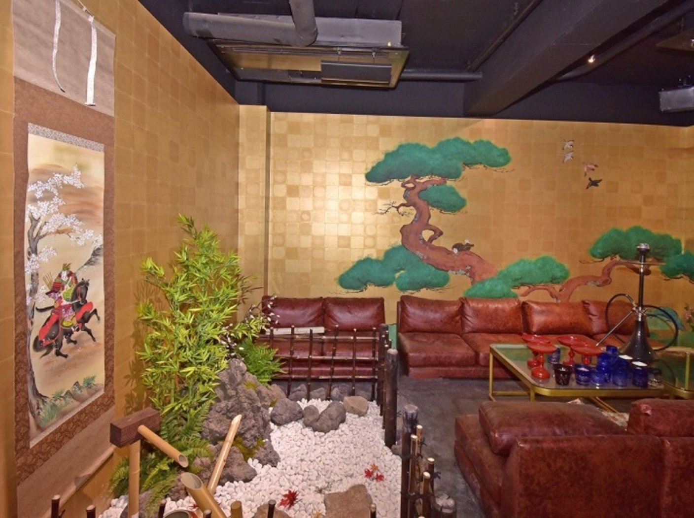 QUEEN SHISHA LOUNGE 六本木本店の写真 5