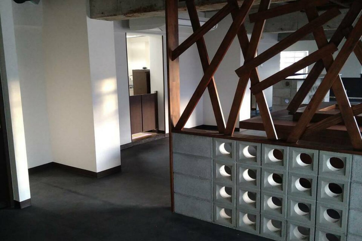 丘のそば屋1974の写真 1