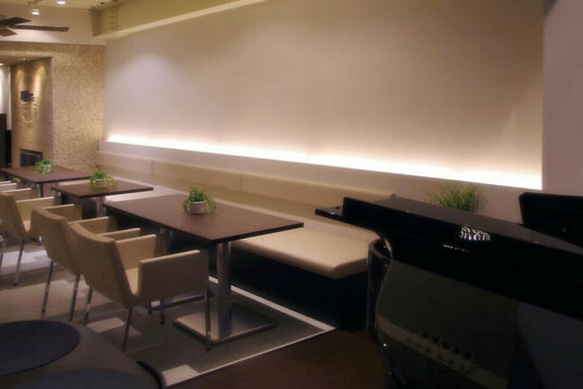 piccolo bar 117の写真 1