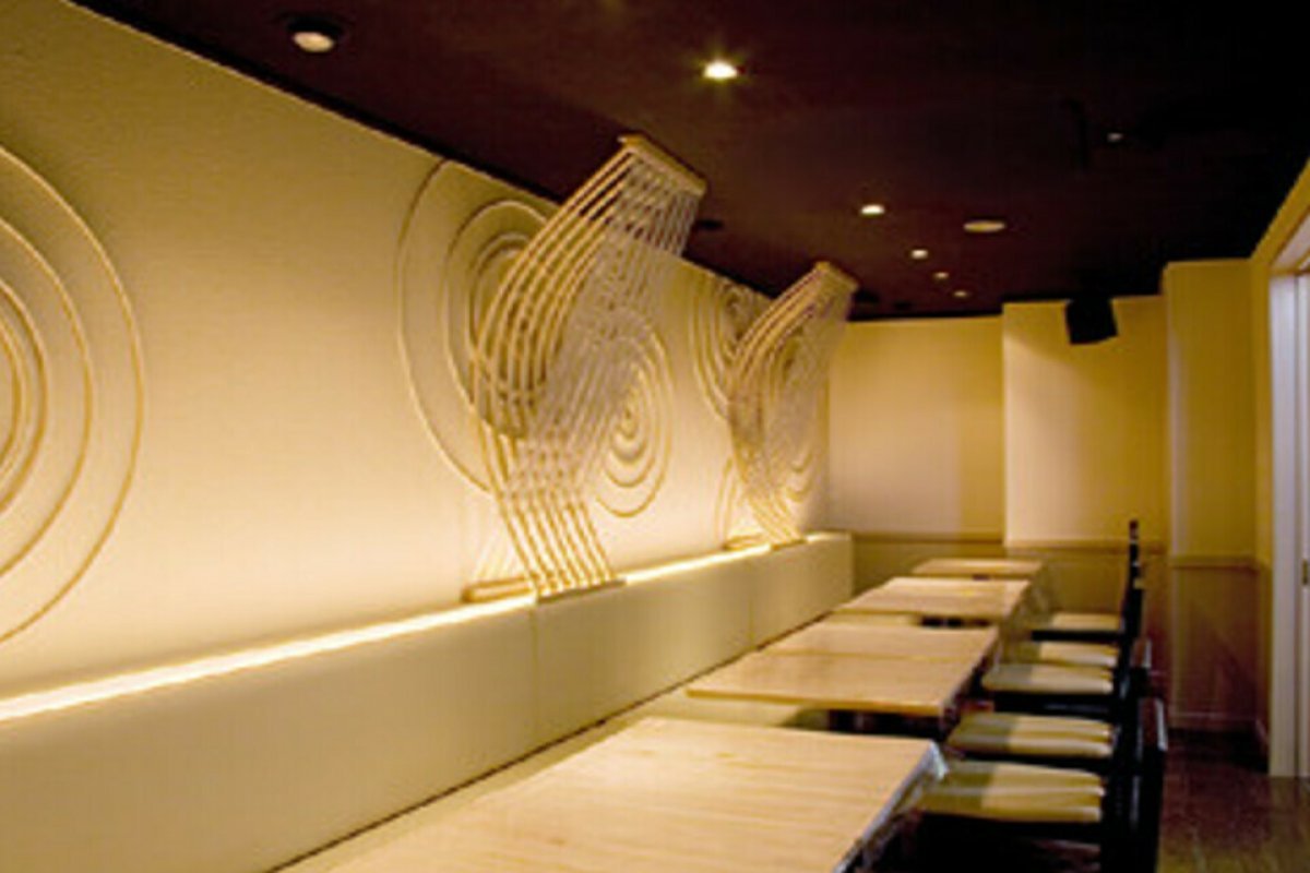 champagne Dining Rainの写真 1