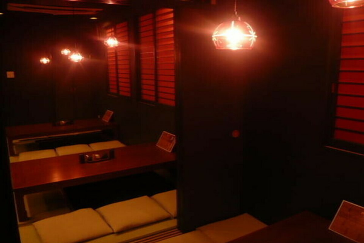 炭火焼鳥 焔の写真 1