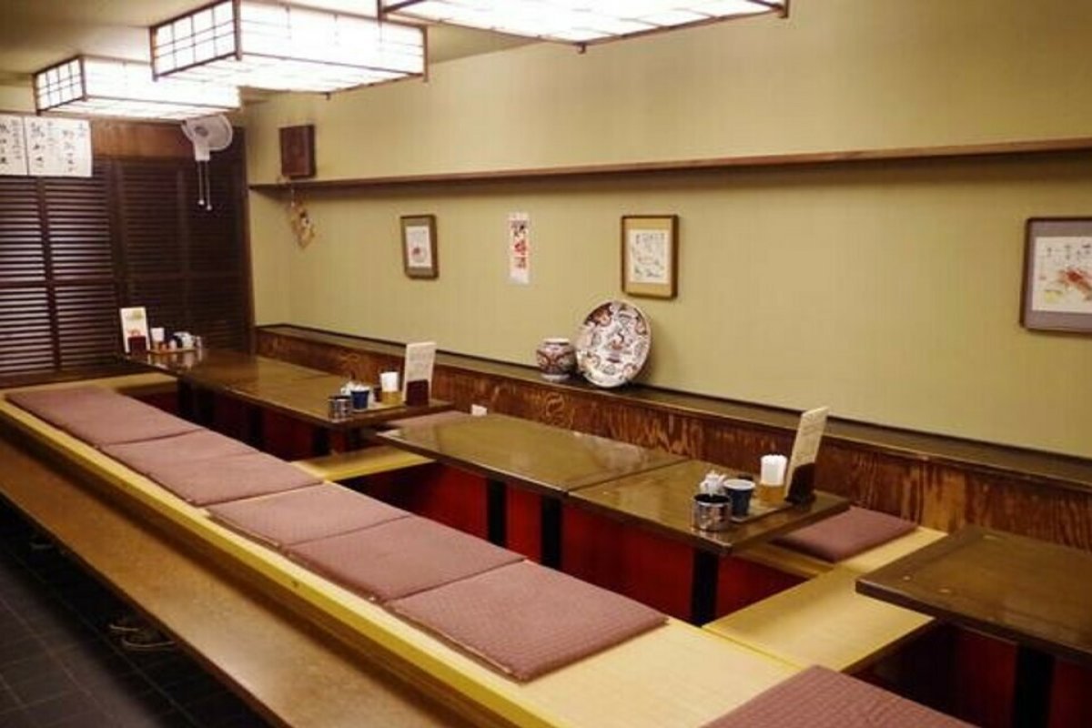 鳥伊勢 関内店の写真 1